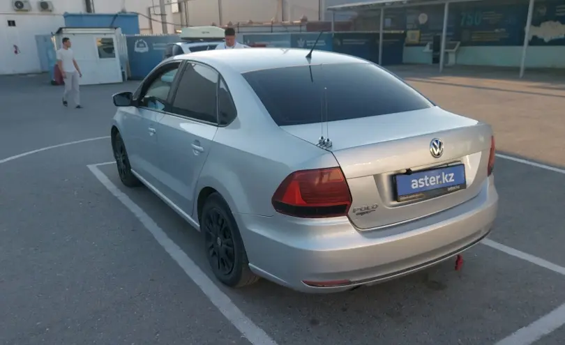 Volkswagen Polo 2015 года за 4 000 000 тг. в Шымкент фото 4