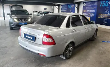 LADA (ВАЗ) Priora 2014 года за 2 500 000 тг. в Астана фото 3