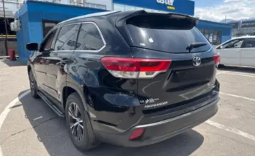 Toyota Highlander 2019 года за 16 500 000 тг. в Алматы фото 4