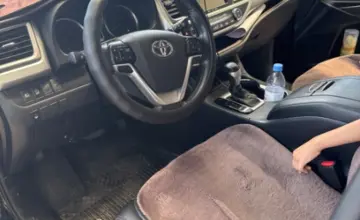 Toyota Highlander 2019 года за 16 500 000 тг. в Алматы фото 5
