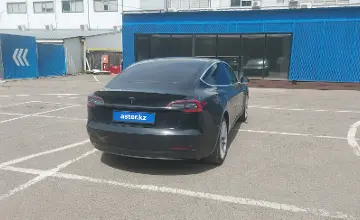 Tesla Model 3 2020 года за 10 000 000 тг. в Алматы фото 3