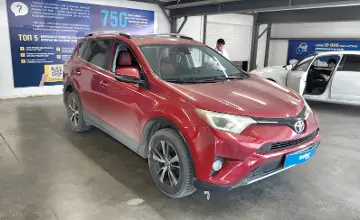 Toyota RAV4 2016 года за 6 000 000 тг. в Астана фото 2