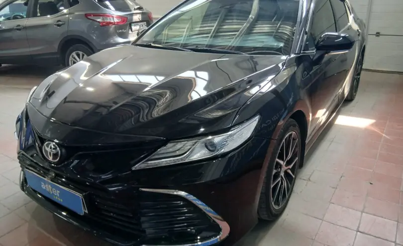 Toyota Camry 2023 года за 13 000 000 тг. в Астана