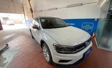 Volkswagen Tiguan 2017 года за 7 000 000 тг. в Астана фото 3