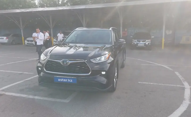 Toyota Highlander 2021 года за 23 500 000 тг. в Алматы