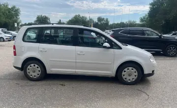 Volkswagen Touran 2006 года за 3 500 000 тг. в Актобе фото 4