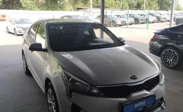 Kia Rio 2020 года за 8 000 000 тг. в Алматы фото 3