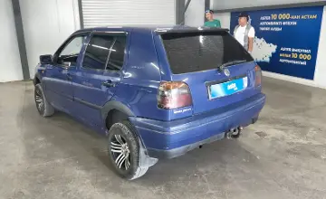 Volkswagen Golf 1996 года за 1 500 000 тг. в Астана фото 4