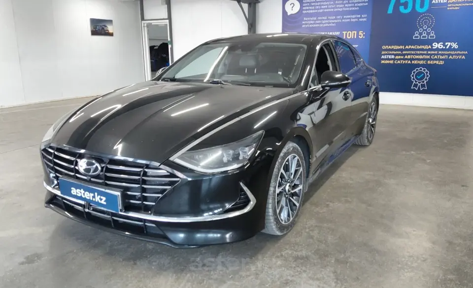 Hyundai Sonata 2022 года за 13 000 000 тг. в Астана