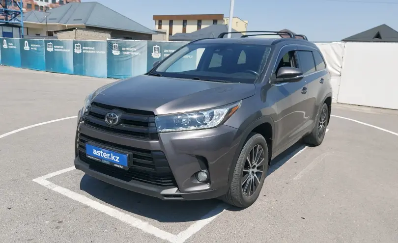 Toyota Highlander 2017 года за 15 500 000 тг. в Шымкент
