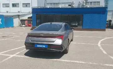 Hyundai Elantra 2023 года за 8 800 000 тг. в Алматы фото 3