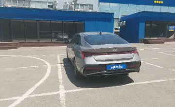 Hyundai Elantra 2023 года за 8 800 000 тг. в Алматы фото 4