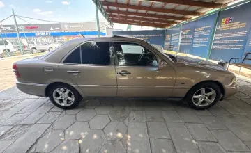 Mercedes-Benz C-Класс 1994 года за 2 000 000 тг. в Талдыкорган фото 4
