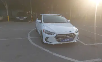 Hyundai Elantra 2017 года за 6 000 000 тг. в Алматы фото 2