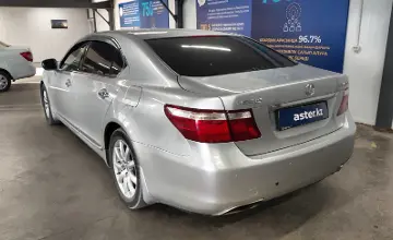 Lexus LS 2008 года за 7 000 000 тг. в Астана фото 4