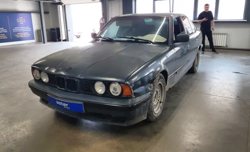 BMW 5 серии 1994 года за 800 000 тг. в Астана