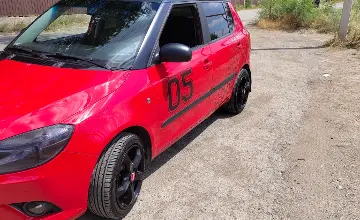 Skoda Fabia 2014 года за 5 000 000 тг. в Алматы фото 2