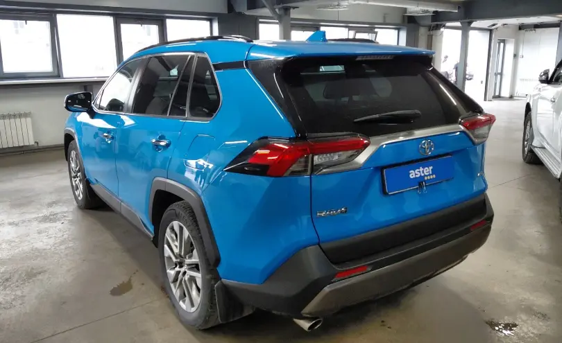 Toyota RAV4 2020 года за 15 000 000 тг. в Астана фото 4