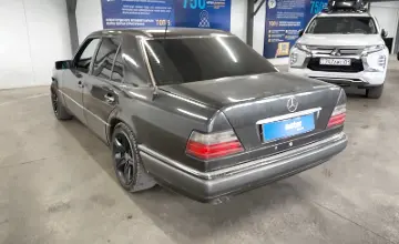 Mercedes-Benz E-Класс 1994 года за 2 000 000 тг. в Астана фото 4