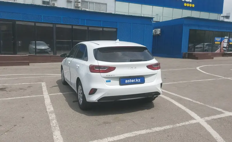 Kia Ceed 2022 года за 8 000 000 тг. в Алматы фото 4