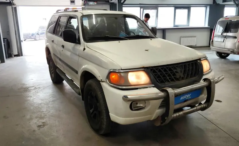 Mitsubishi Montero Sport 2000 года за 2 500 000 тг. в Астана фото 2