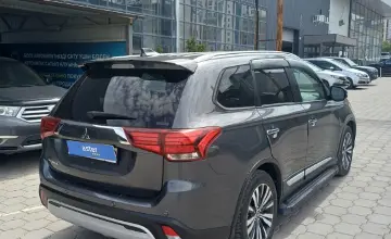 Mitsubishi Outlander 2020 года за 12 000 000 тг. в Караганда