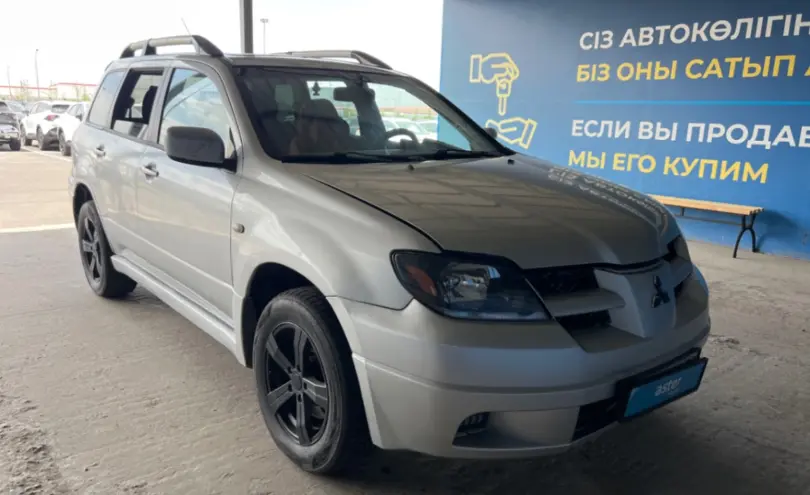 Mitsubishi Outlander 2004 года за 2 300 000 тг. в Алматы фото 3