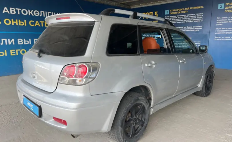 Mitsubishi Outlander 2004 года за 2 300 000 тг. в Алматы