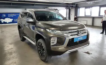 Mitsubishi Montero Sport 2020 года за 15 000 000 тг. в Астана фото 2