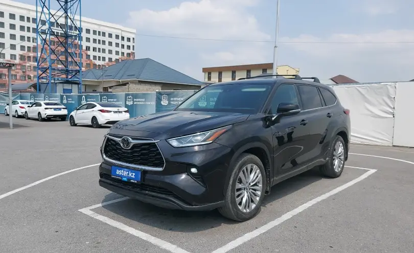 Toyota Highlander 2021 года за 21 500 000 тг. в Шымкент