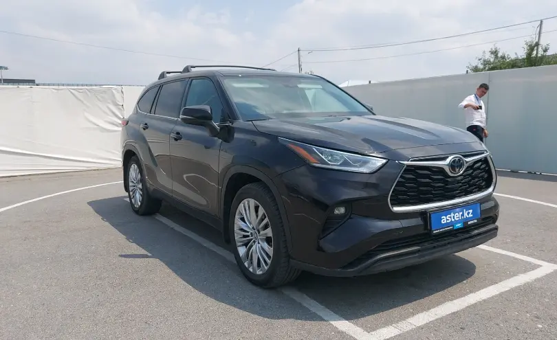 Toyota Highlander 2021 года за 21 500 000 тг. в Шымкент фото 2