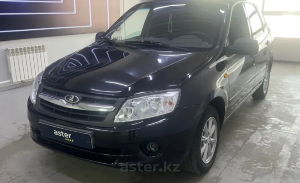 LADA (ВАЗ) Granta 2015 года за 3 000 000 тг. в Павлодар