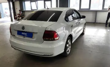 Volkswagen Polo 2016 года за 3 500 000 тг. в Астана фото 3
