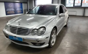 Mercedes-Benz C-Класс 2002 года за 1 500 000 тг. в Астана фото 1