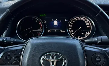 Toyota Camry 2018 года за 14 000 000 тг. в Актау