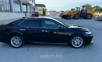Toyota Camry 2018 года за 14 000 000 тг. в Актау фото 2