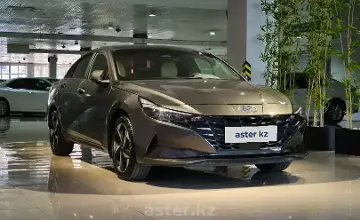Hyundai Elantra 2022 года за 8 500 000 тг. в Алматы фото 4