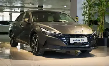 Hyundai Elantra 2022 года за 8 200 000 тг. в Алматы фото 3
