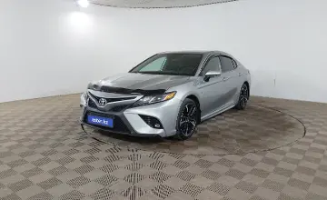 Toyota Camry 2020 года за 10 490 000 тг. в Шымкент фото 1
