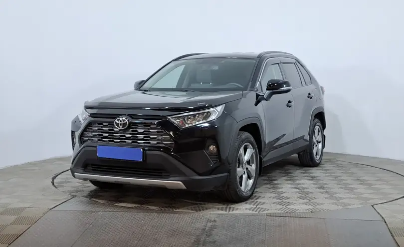 Toyota RAV4 2021 года за 12 690 000 тг. в Астана