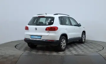 Volkswagen Tiguan 2015 года за 4 880 000 тг. в Астана
