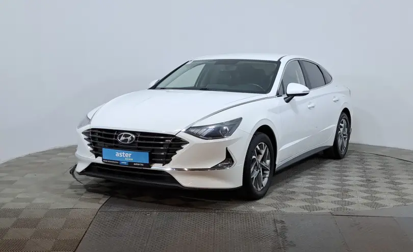 Hyundai Sonata 2023 года за 9 450 000 тг. в Астана