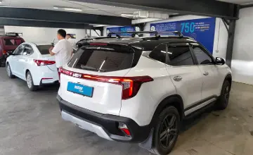 Kia Seltos 2023 года за 9 290 000 тг. в Астана фото 3