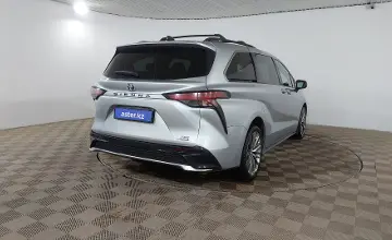 Toyota Sienna 2021 года за 18 590 000 тг. в Шымкент