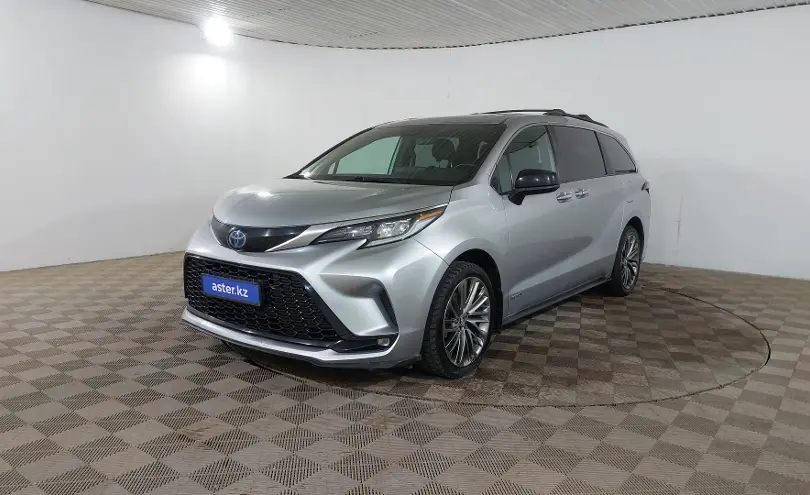 Toyota Sienna 2021 года за 18 590 000 тг. в Шымкент