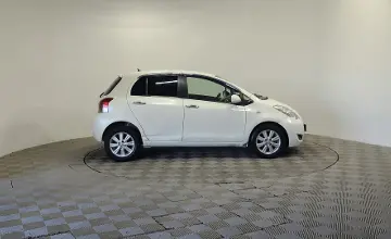 Toyota Yaris 2011 года за 2 990 000 тг. в Алматы фото 4