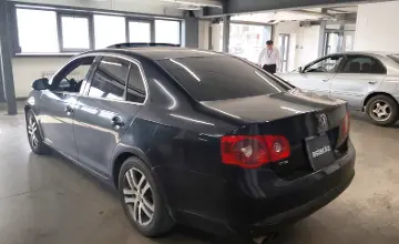 Volkswagen Jetta 2005 года за 1 890 000 тг. в Астана фото 4