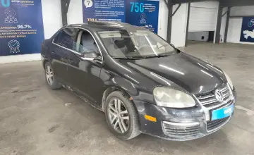 Volkswagen Jetta 2005 года за 1 890 000 тг. в Астана фото 2
