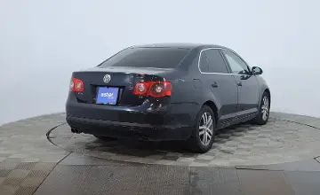 Volkswagen Jetta 2005 года за 1 790 000 тг. в Астана