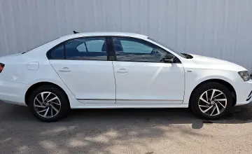 Volkswagen Jetta 2018 года за 6 390 000 тг. в Алматы фото 4